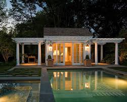 20 Spectacular Outdoor Swimming Pool Ideas With Gorgeous Surroundings Kleine Poolhauser Hauser Mit Pool Hausplane Mit Pool