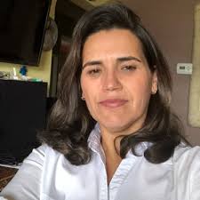 Adela Mora (@adelaescobar20)