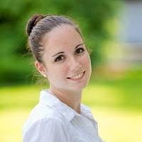 8 "Eniko Bakos" profiles