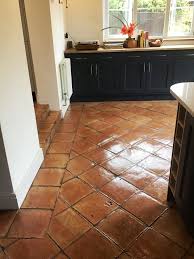 From kitchen floor tiles to flagstones, we've got gorgeous flooring ideas for kitchens to transform the heart of your home. Cleaning A Terracotta Tiled Kitchen Floor In Moulton Northamptonshire Tile Doctor