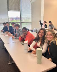 Last month, our Advanced Entrepreneurship students had an incredible  experience at the Createur Conference and Pitch Competition hosted by  Olivet Nazarene University. Our team presented their startup, Premier FC, a  turf soccer