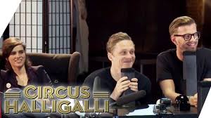 Wer wollte nicht schonmal einem gegnerischen team so viel kaputt machen, dass dieses gar nicht mehr in der lage ist, die. Aushalten Nicht Lachen Tag Team Edition Vol 2 Teil 2 Circus Halligalli Prosieben Youtube