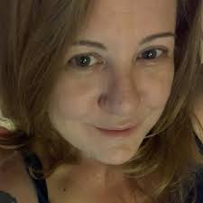 Billy Ray Cyrus y Elizabeth Hurley hicieron su primera aparición oficial  juntos en la cena de apertura de la exhibición "Orizzonti