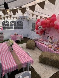 How cute is this party?! Farm Party Barnyard Birthday Party Farm Theme Birthday Zoo Birthday Party