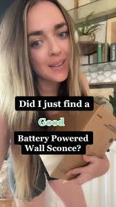 If you don't want to do pucks or wire this is a good #lazydiy that takes a  few min #accentlights + #renterfriendly #onabudget #homedecor #howto