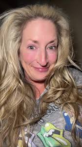 Mary Lou Retton Vs Simone Biles