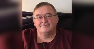 Daniel Botts's Instagram, Twitter & Facebook