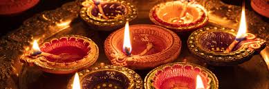 Bandi Chhor Divas children with lanterns