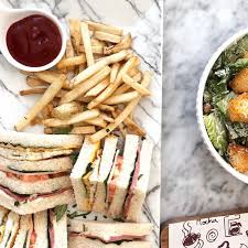 مطاعم تبوك اسم المطعم لاونج مس دانه الموقع Facebook