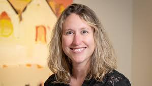 Linda Baril's Instagram, Twitter & Facebook