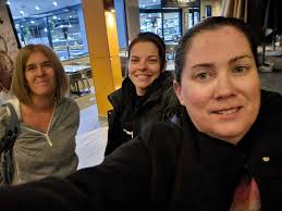 Lovely 4mile walk with fab company tonight 🚶‍♀️🚶‍♀️🚶‍♀️