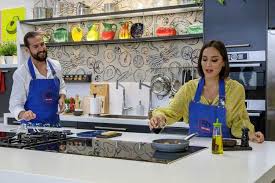 En nolte málaga el dinero no es un problema, sólo cuentan tus deseos. La 1 Estrena Cocina Al Punto Con Pena Y Tamara L Rtve