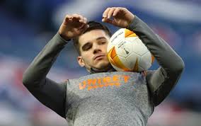 Video | ianis hagi, debut de sezon care îl duce de la extaz la agonie! Digisport Ianis Hagi Un Roman Atipic Cum È™i A Dat Fiul Regelui Colegii Pe Spate È™i A Devenit Un Model In Vestiarul Lui Rangers Hotnews Mobile