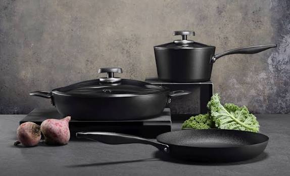 Pro SB+: The New Black for Your Kitchen
