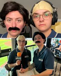 This woman and her wife went to the Mets' NLDS clincher over the Phillies  dressed up as Gary and Keith 🤣 (via X/thesleepyspud)