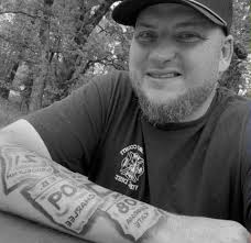 What's the TEA 🍵 in fort smith? I'll spill some if y'all spill some in the  comments. My coworker at a well know hospital in FS fakes DHS and CPS calls  to