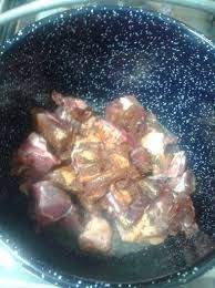 Degustarea produselor specifice, branza si pastrama de oaie, udate cu must proaspat, este un constant prilej de. ReÅ£eta Realitatatea De Vineri Pastrama De Oaie Cu Bere La Ceaun Realitatea Din Calarasi Food Breakfast Oatmeal