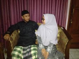 Jika bintang dapat di petik maka aku akan memetiknya buat kamu, seandainya dunia dapat aku genggam maka aku akan aku berikan itu hanya. Menghindari Pacaran Memilih Jalan Ta Aruf