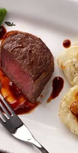Whiskey Rinderfilet Mit Prinzessbohnen Kartoffelgratin Und Geschmorter Birne Rezept Rezept Rinderfilet Rezepte Kartoffelgratin