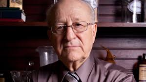 Holocaust survivor Roth concerned about today's 'propaganda machines'