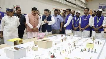 CM मोहन यादव ने पावर सेक्टर में की नई शुरुआत, सीहोर में हर साल बनेंगे 365 ट्रांसफॉर्मर, 2 हजार लोगों को मिलेगा रोजगार - India TV Hindi