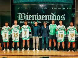 Santos Laguna presenta a sus seis refuerzos y cierra plantilla para el Apertura 2026