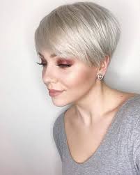See more ideas about účesy pixie, účesy, pixies. Super Nove Ucesy V Sezone 2019 2020 Trendy Top 7 Pro Ruzne Delky Vlasu Confetissimo Blog Pro Zeny