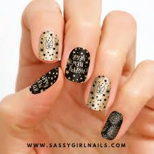 Color Street Holiday Collection 100 Nail Polish Strips That Are Affordable Super Easy To Apply Requ Color Street Nails Winter Nails New Years Nail Designs