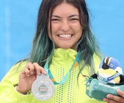 Raicca Ventura leva prata no skate park e conquista a 1ª medalha do dia  para o Brasil no Pan