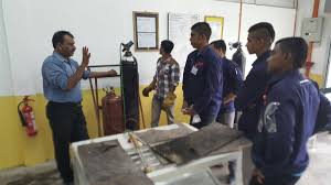 Lot 5409 mukim ampangan jalan sikamat, seremban, negeri sembilan. Sedic On Twitter Jobtrainers 1st Batch Of 50 Youths Undergoing Their 6g Aws Welding Program Tafe College Seremban Buckle Up Boys