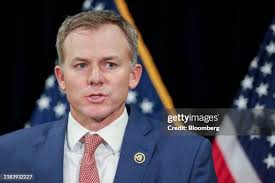 34 Photos & High Res Pictures