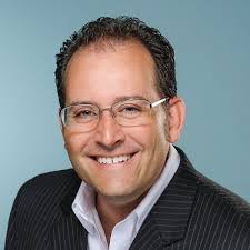 Derek Killian's Instagram, Twitter & Facebook