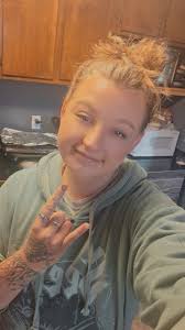 31 mom of 2! Northern Colorado Christian Love being outside! Love music  Love concerts Love animals Love anything fast and loud! Pretty laid back if  you wanna know more ask!