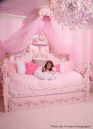 Take a tip from this room found on c magazine, and adorn a simple bunk bed with lots of colorful tassels. Pin By Angy Colas On Pretty In Pink Princess Room Pink Room Girl Room