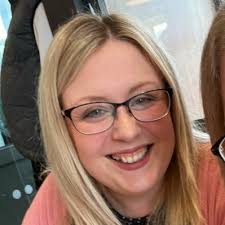 Leanne Quinn (@LeanneEQuinn)