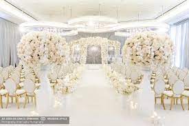 A Gold And Glam Wedding At Waldorf Astoria Las Vegas In Las Vegas Nv White Wedding Ceremony Wedding Ceremony Decorations Indoor White Wedding Decorations