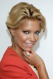 11 февраля 1983 | 38 лет. Sexy Daily Wavy Hairstyle For Short Hair Sylvie Van Der Vaart Hairstyles Hairstyles Weekly