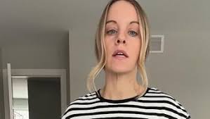 SweatyRocks Women's Casual Striped Tee Shirt Long Sleeve Round Neck Top  Black XS at Amazon Women's Clothing store