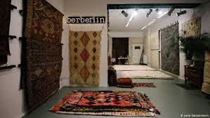 Eintrag 1 bis 20 von 25. Tunesien Teppichhandel Berberlin Planet Berlin Der Weltreisefuhrer Fur Deutschlands Lebendige Metropole Dw 15 05 2019