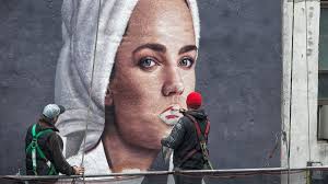 Brush with the past: art of advertising is revived by Brooklyn 'wall dogs'