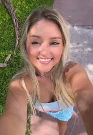 Brooklynthompson19 Beach