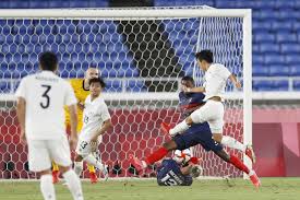 16 countries are competing for gold, silver and bronze medals, with spain. 7rkzwb4khzjx2m