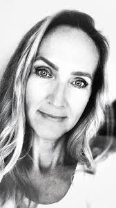 I love black and white photography and working with light and dark contrasts