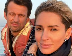 Жена тренера «Зенита» Семака набрала 1 млн подписчиков в инстаграме. У нее  7 детей, а она хочет еще