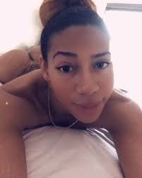TS Natalia La Porta booty selfie | Tran Selfies