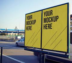 28 Mockups De Posters Gratuits Pour Mettre En Valeur Vos Affiches Panneau Publicitaire Poster Photoshop