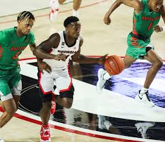 Mark jones and dusty dvoracek will call the game from the booth with olivia dekker serving as the sideline reporter. Georgia Basketball Prepare For Tough Test Vs Cincinnati