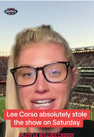 Kayce Scott's Instagram, Twitter & Facebook