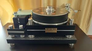 Sam Small Audio Manufacture Aldebaran Audiophile Turntable Turntables Audiophile Turntable Turntable Record Player Turntable