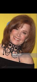 Stevie but she gets closer to death with every picture 💔